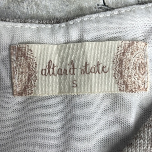 𝅺altar’d State heather gray shirt sleeve dress. A-line. Triangular back opening - Picture 10 of 12